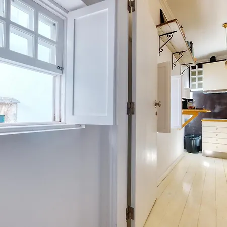 New! Lovely Family Appartement Lissabon